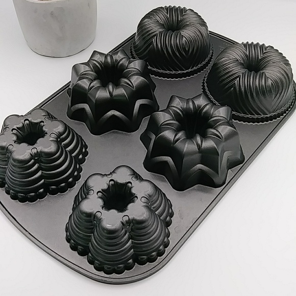 ☄️HP! Nordic Ware 6 Cup Multi Mini Bundt Pan. USA - Picture 6 of 8